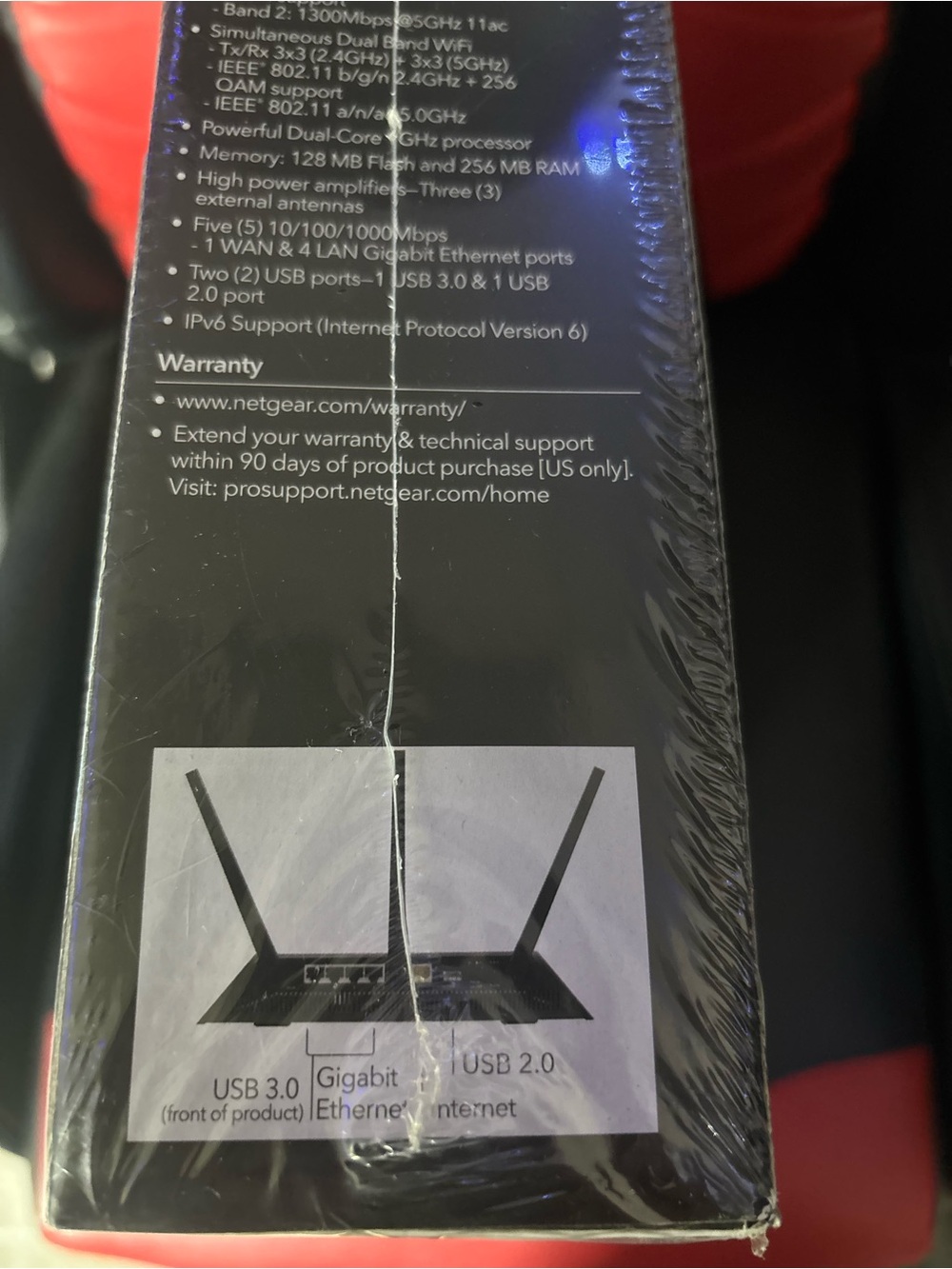 NETGEAR Nighthawk AC1900 Smart WiFi Router (Model R7000) - Picture 6 of 9
